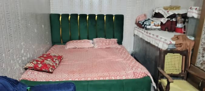 poshish bed for sale