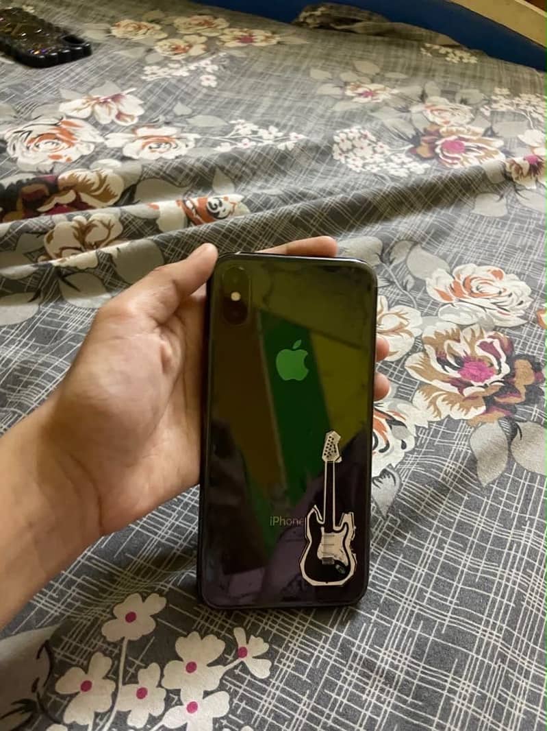 Apple iPhone X 4