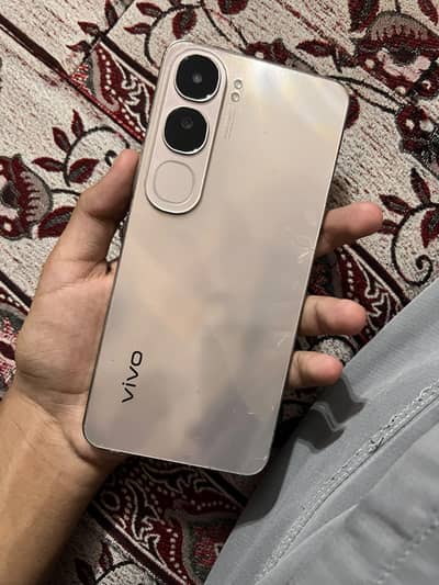 Vivo Y200