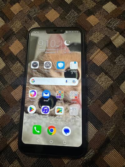 huawei honor 8c. 3gb with 32 storage