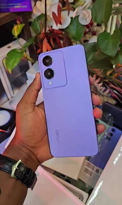 Vivo Y17s