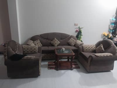 Executive Class Sofa Set For Sale