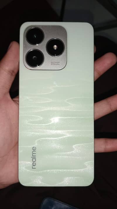 Realme C63