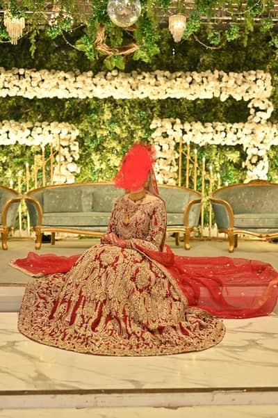 beautiful bridal lehenga excellent condition