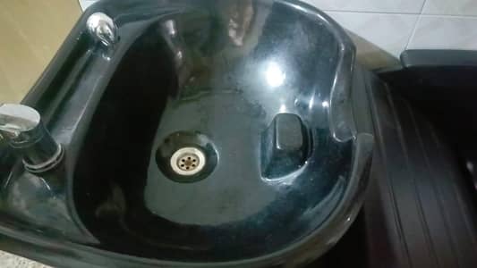 Salon Shampoo Bowl / Shower Unit for Sale in Good Condition