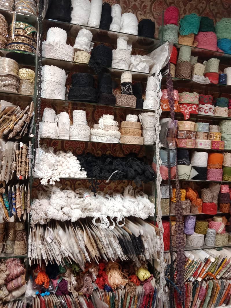 laces and button shop 4