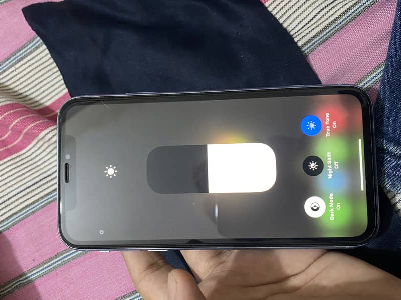 Apple iPhone XR 1