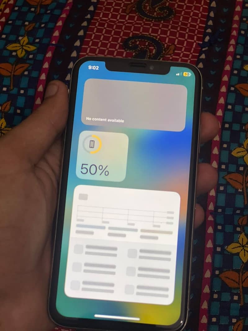 Apple iPhone X 4
