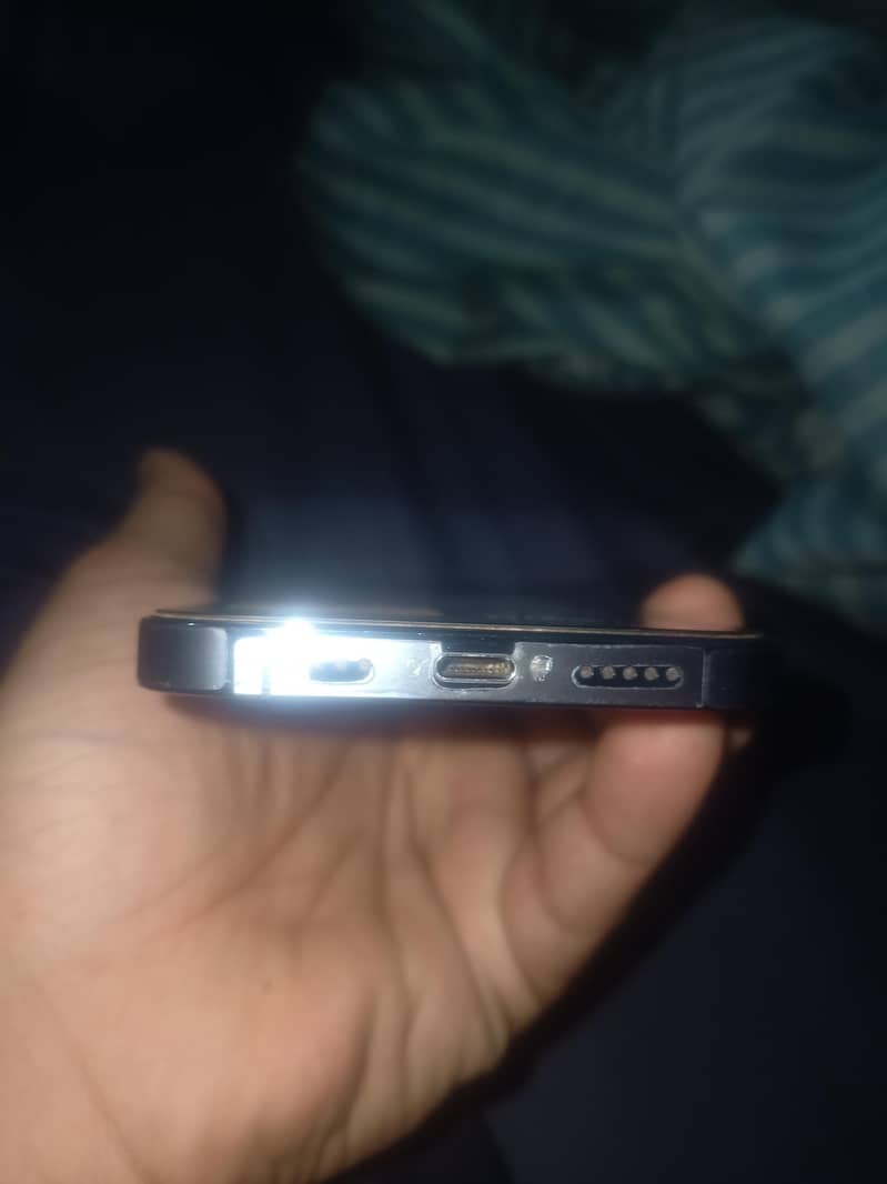 Apple iPhone 13 Pro 3