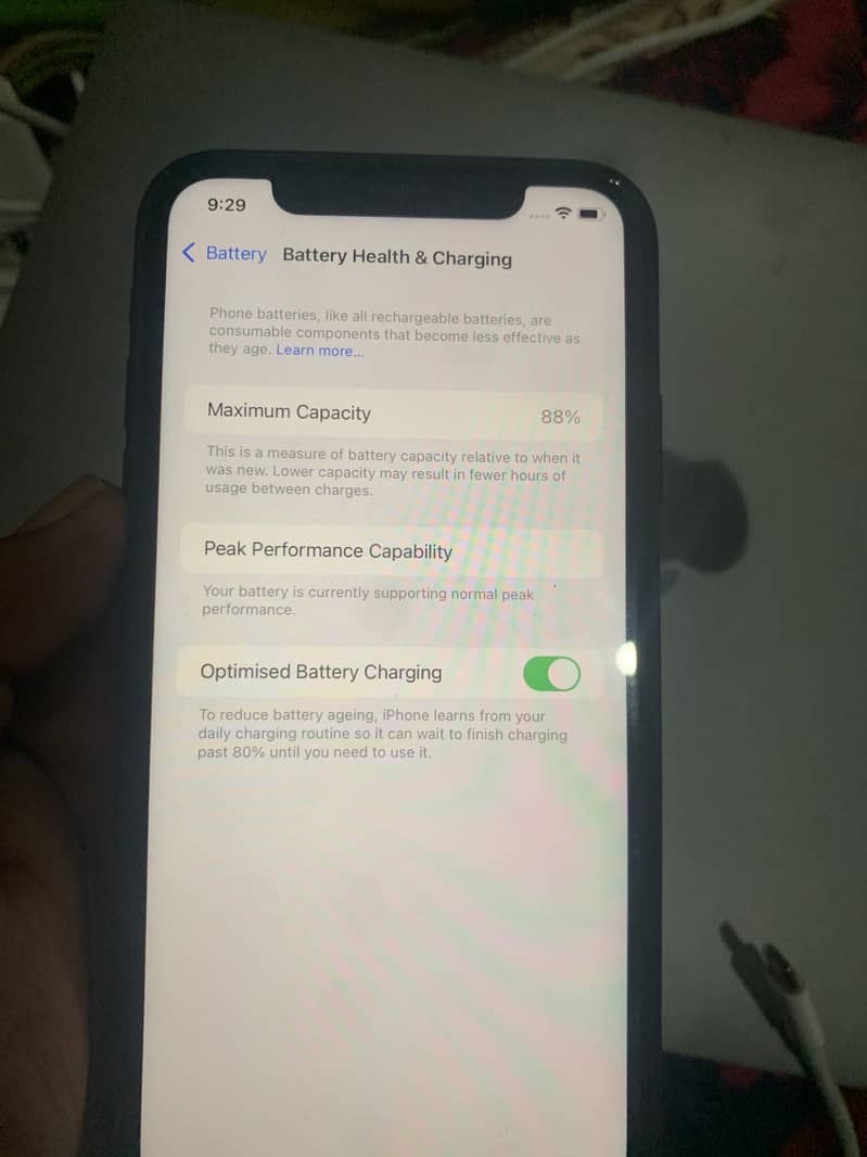 Apple iPhone XR 4