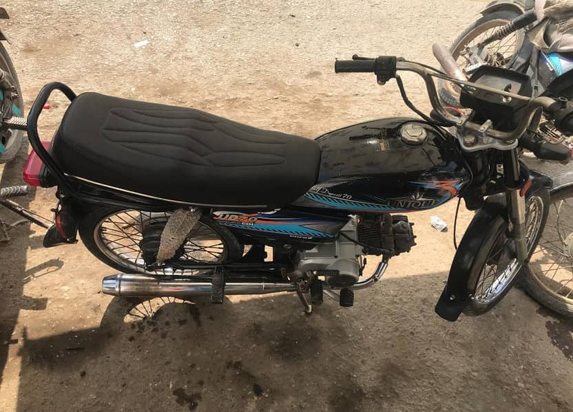 2020 Model UNIQUE 4