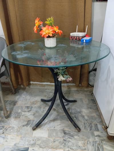 glass round table for sale