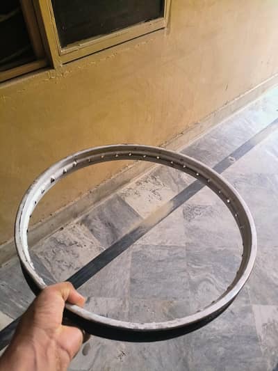 CD 70 Genuine front Rim