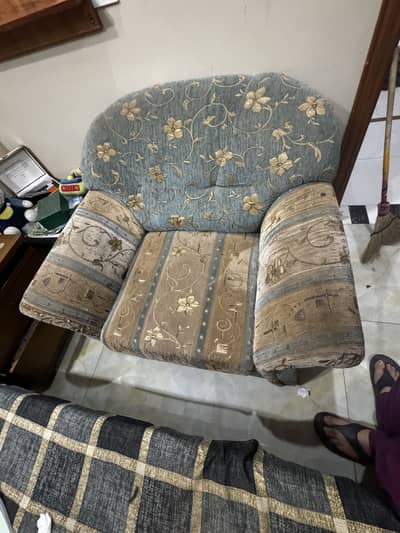 sofa set in good condition