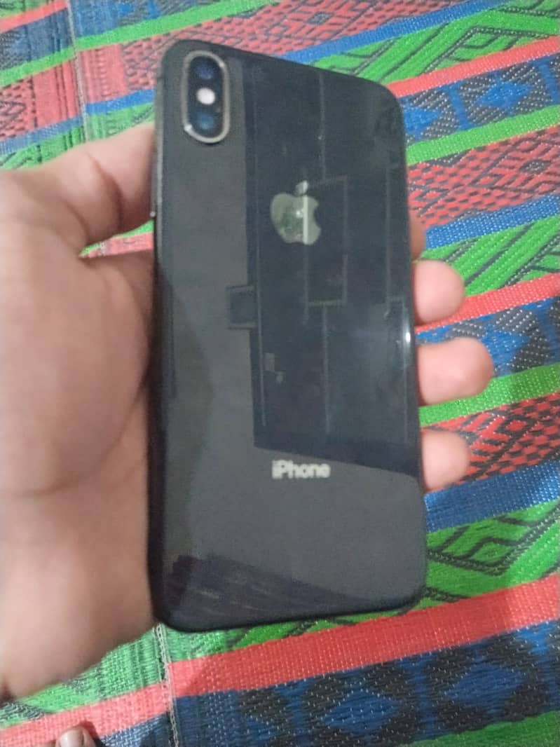 Apple iPhone X 4
