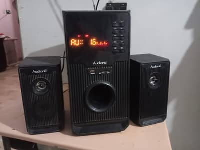 Speaker System with Bass Woofer – 10/10 Condition
