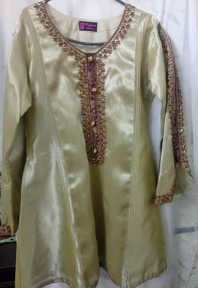 Dresses for sale | 10/10 condition