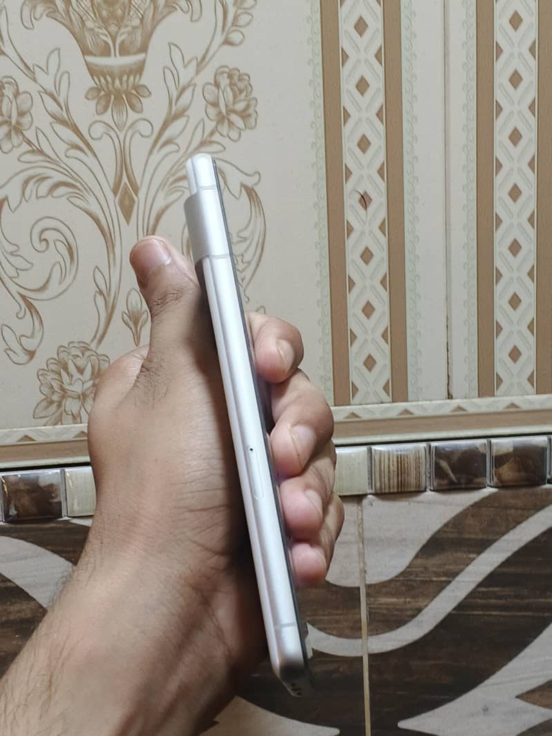 Google Pixel 7 3