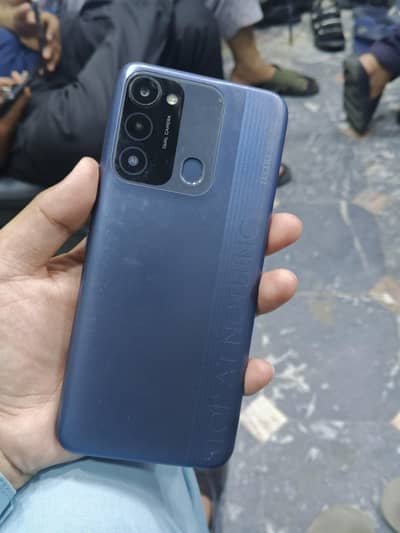 Tecno Spark 8C