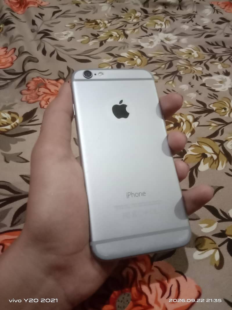 Apple iPhone 6 1