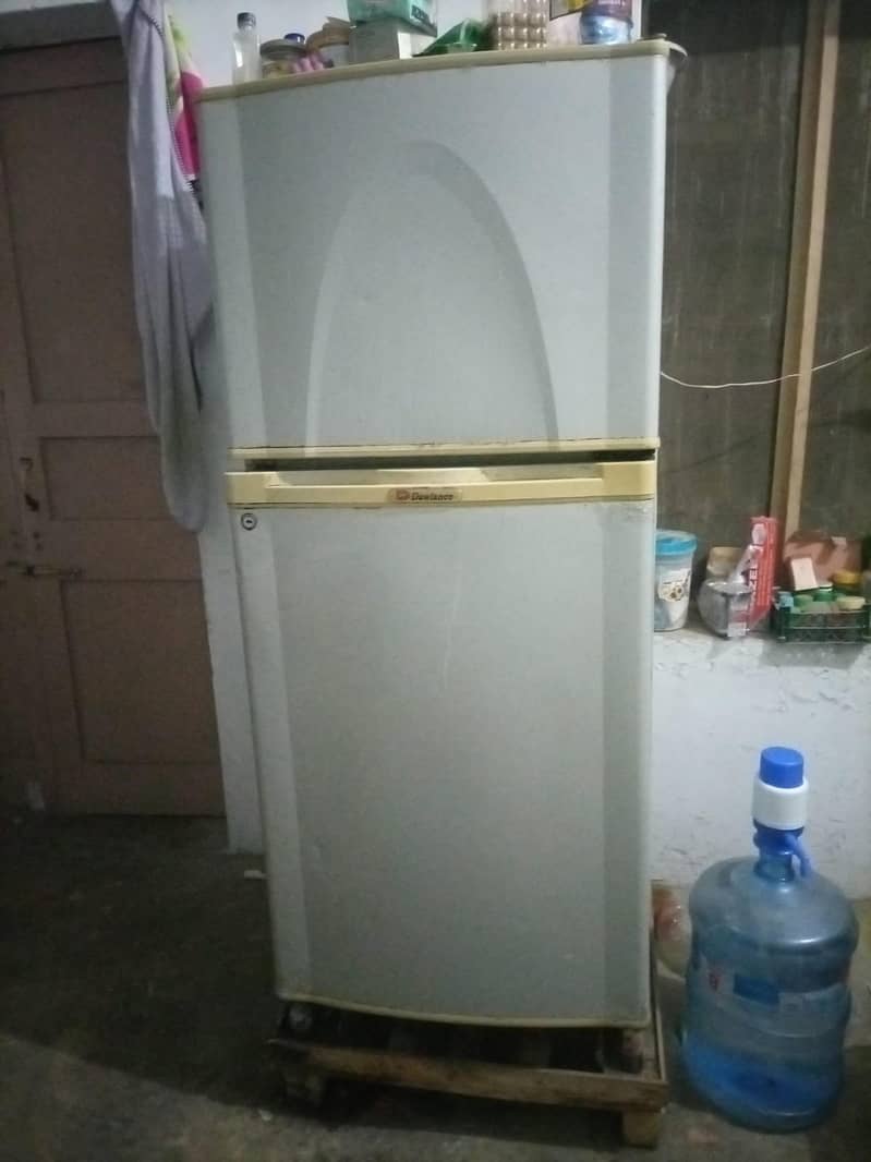 Dawlance Fridge (Model: 9170) 0