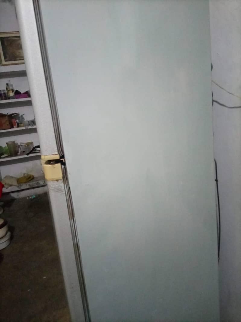 Dawlance Fridge (Model: 9170) 2