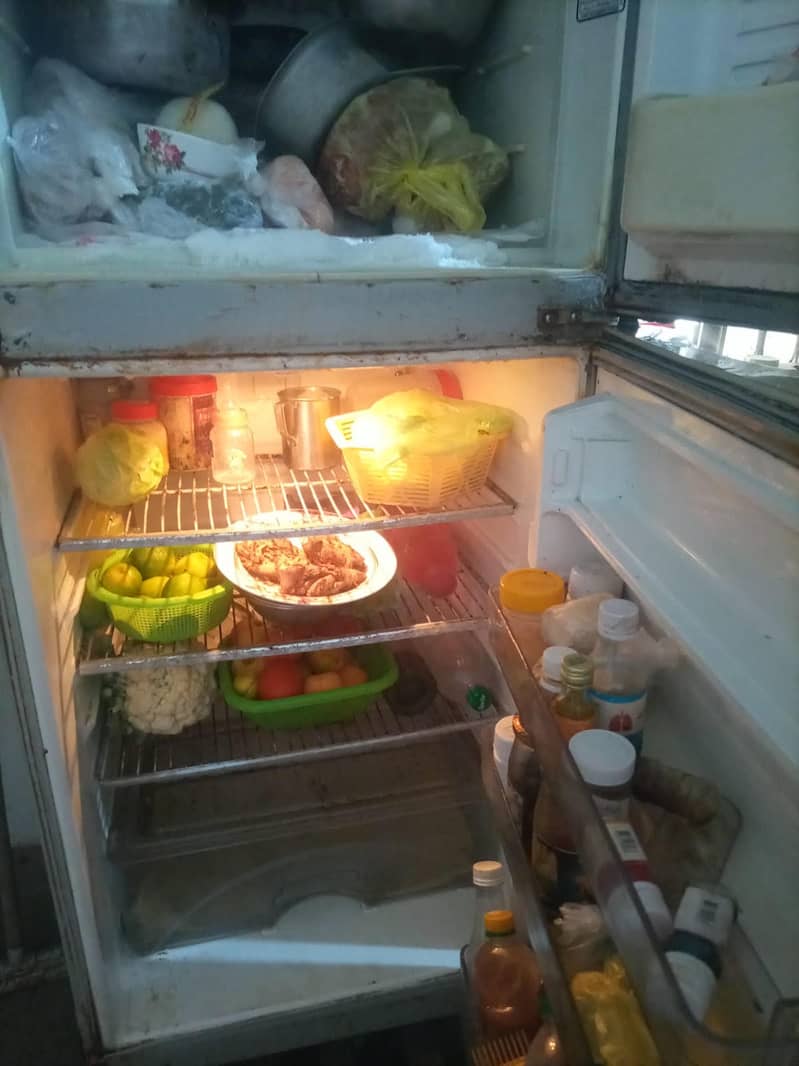 Dawlance Fridge (Model: 9170) 3