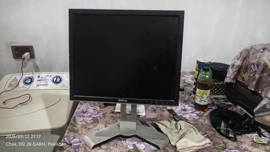 Dell monitor 17Inch and 19 inch wide