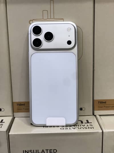 Demi IPhone 17Pro Max Not Display