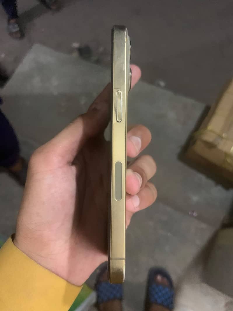 Apple iPhone 13 Pro 5