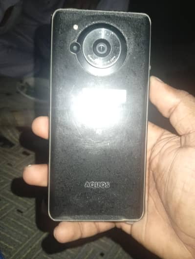 Sharp Aquos R7.12gb 256gb