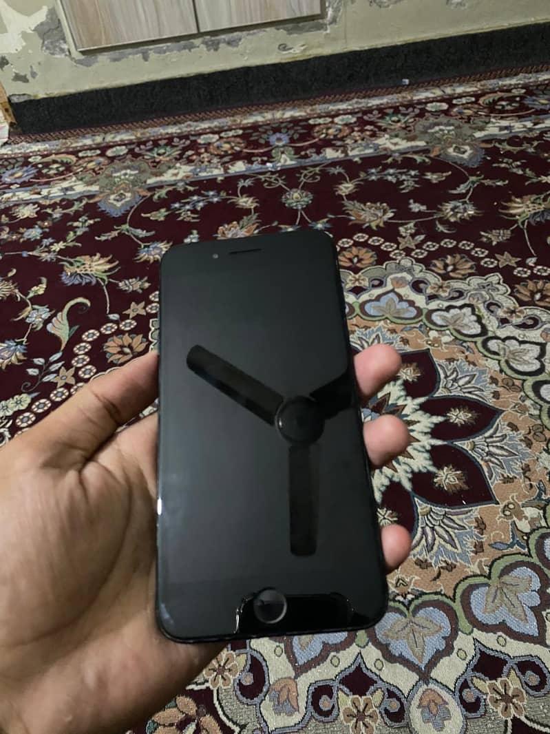 Apple iPhone 7 Plus 7