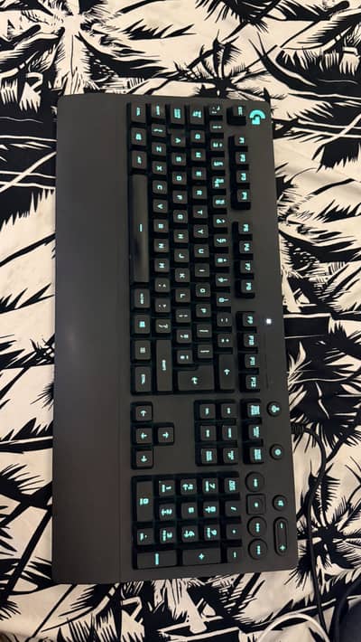 Logetich gaming keyboard and mouse (original)