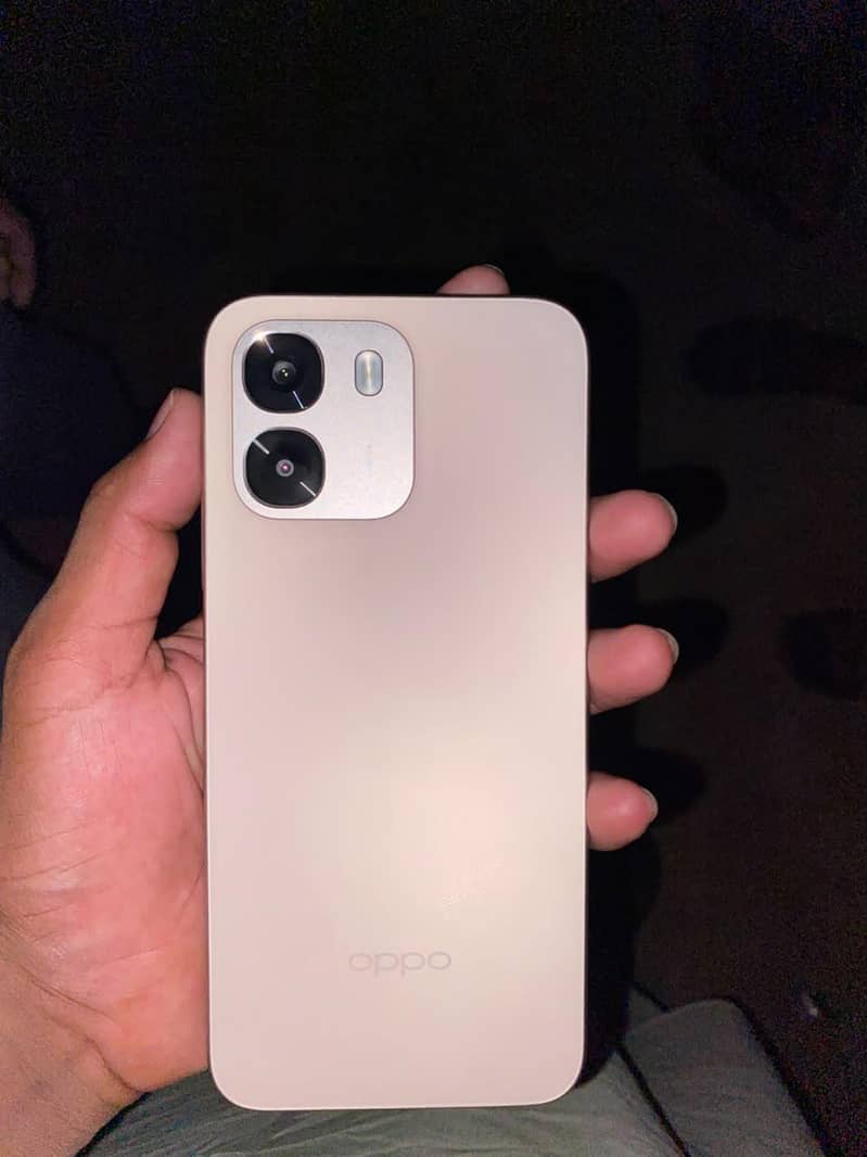 OPPO A6 0