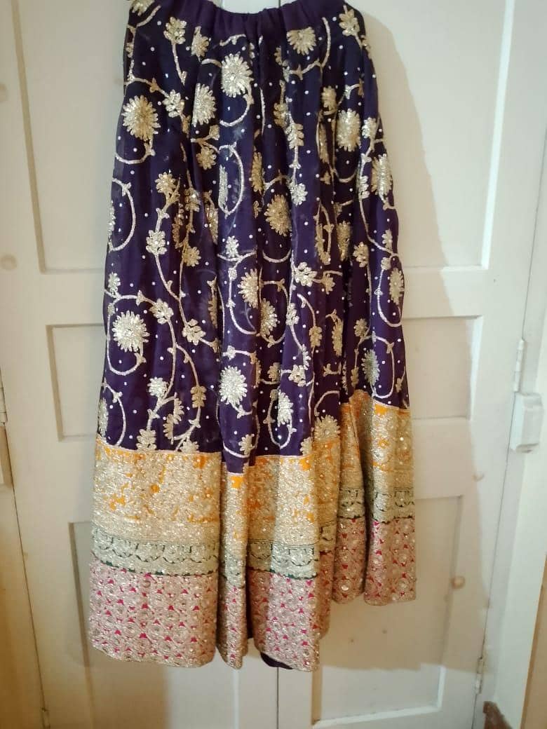 Beautiful Ladies Suits Collection – 3-Piece & 4-Piece | Large 6