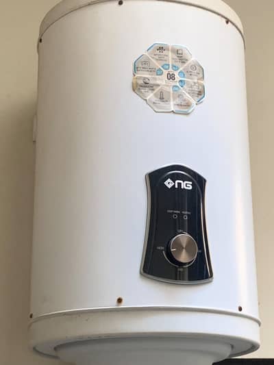 Nasgas electric gyser 10/9.5 condition