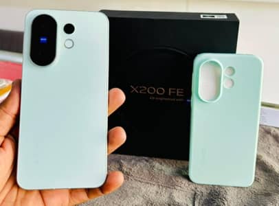 Vivo X200 FE
