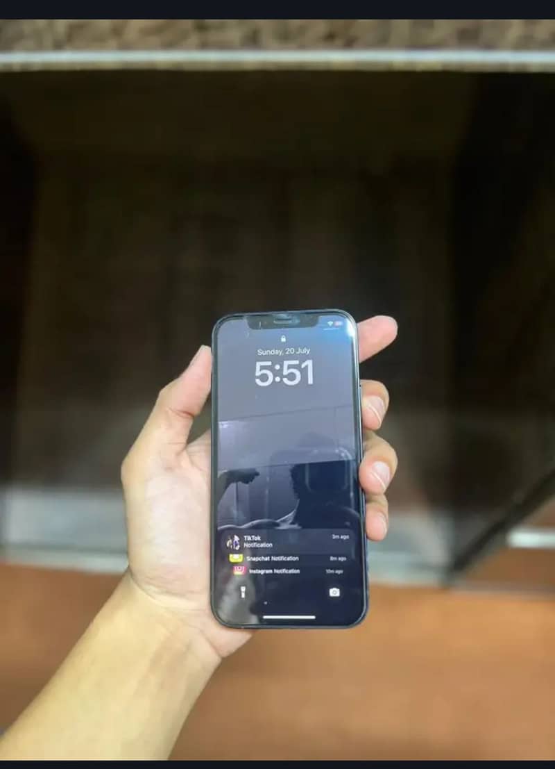 Apple iPhone 12 3