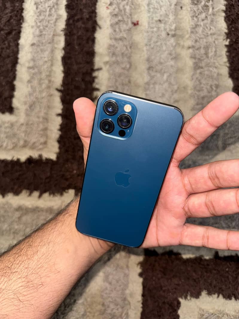 Apple iPhone 12 Pro 4