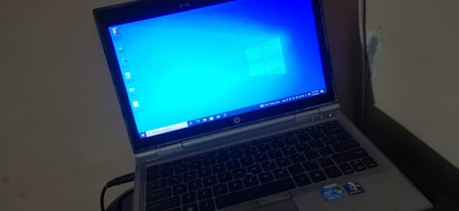 HP ELite book 2560p