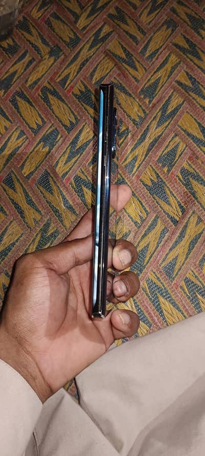 Motorola Edge Plus 2021
