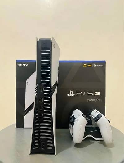 Sony playstation PS5 pro disk edition 2TB with complete box (ps5)