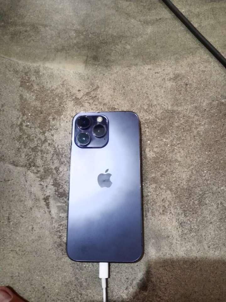 Apple iPhone 14 Pro Max 0