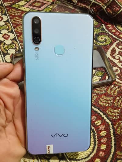 Vivo Y17 8_256 10/10 condition