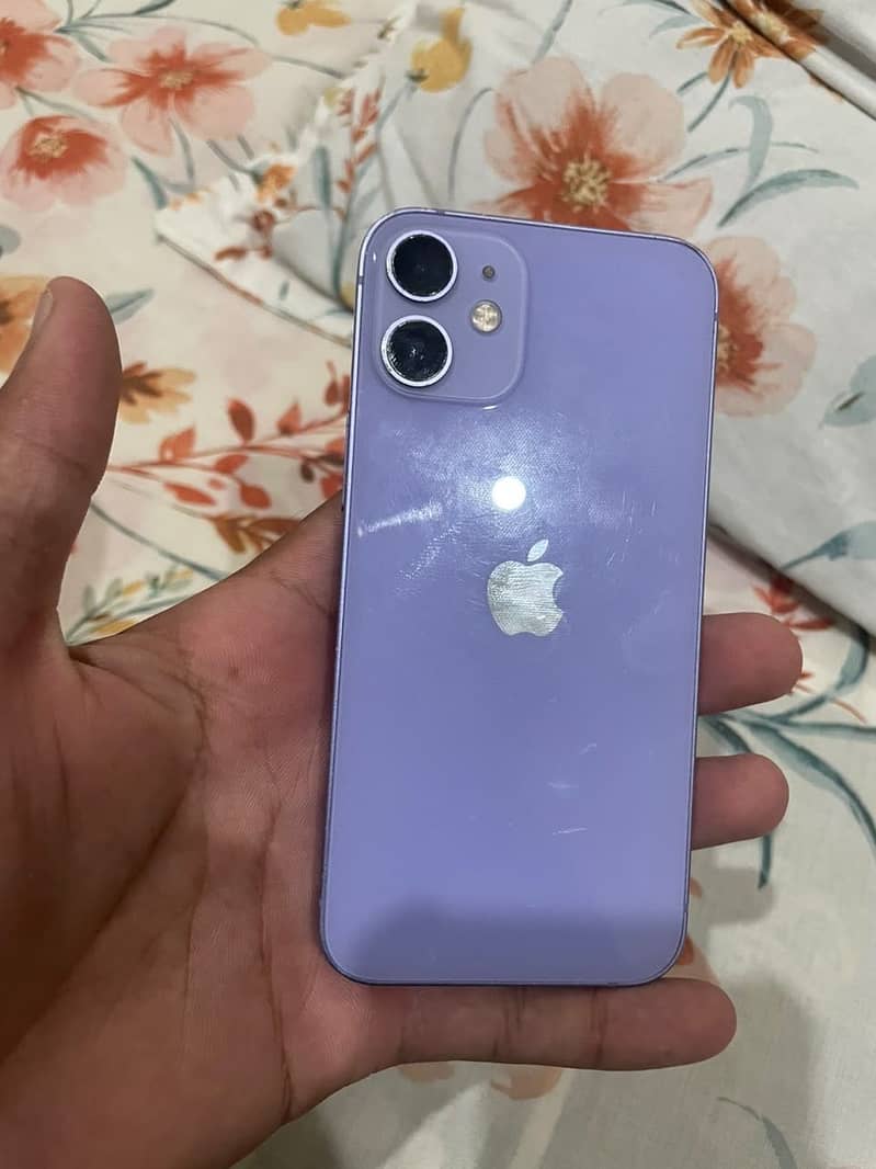 Apple iPhone 12 mini 3