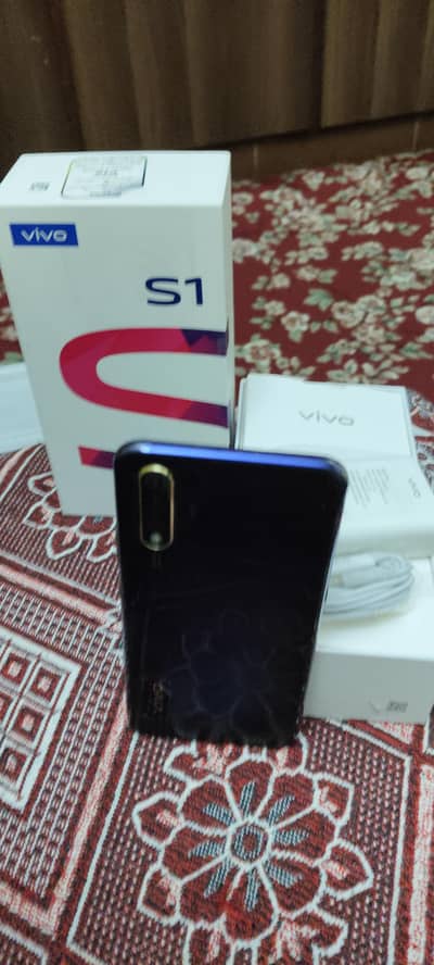 Vivo S1