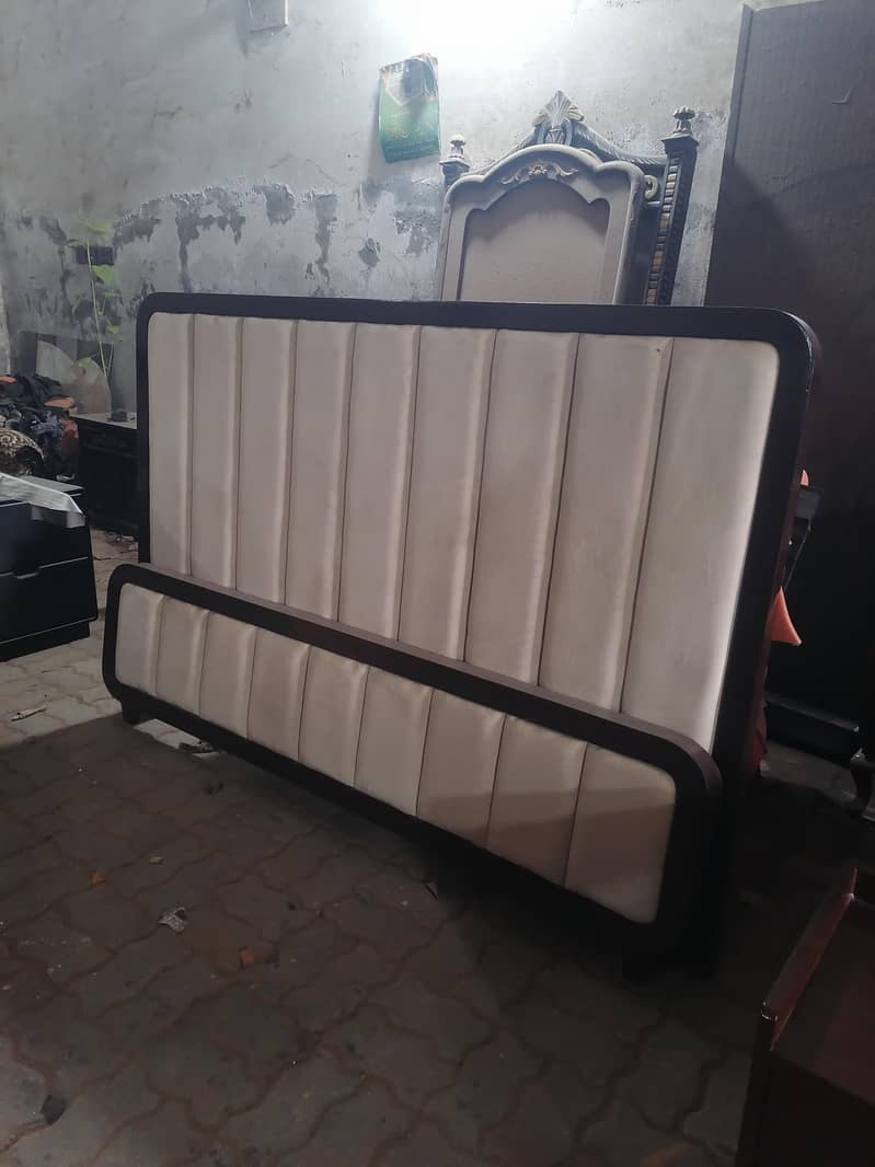King size bed 1