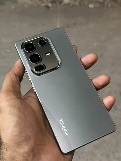 Infinix Note 50 Pro 10/9.5 8/256