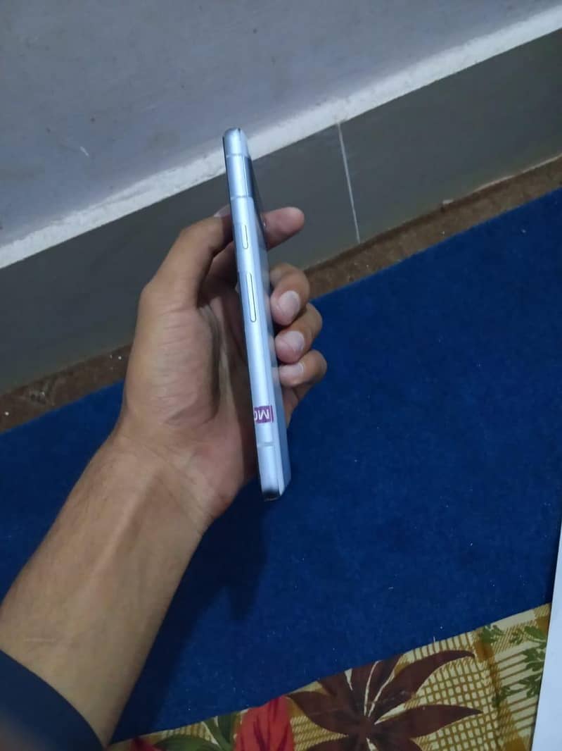 Google Pixel 7a 3