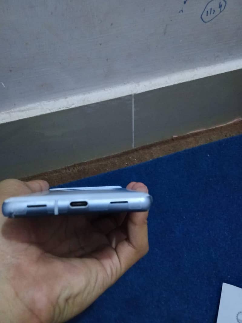 Google Pixel 7a 5